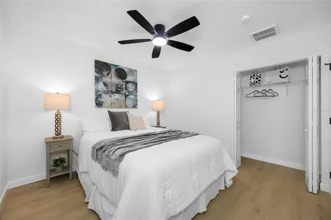1549 Huntington Lane Clearwater FL 33755
