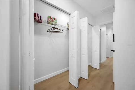 1549 Huntington Lane Clearwater FL 33755