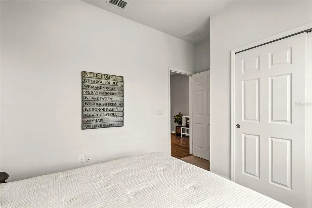 33289 Always Dreaming Sorrento FL 32776