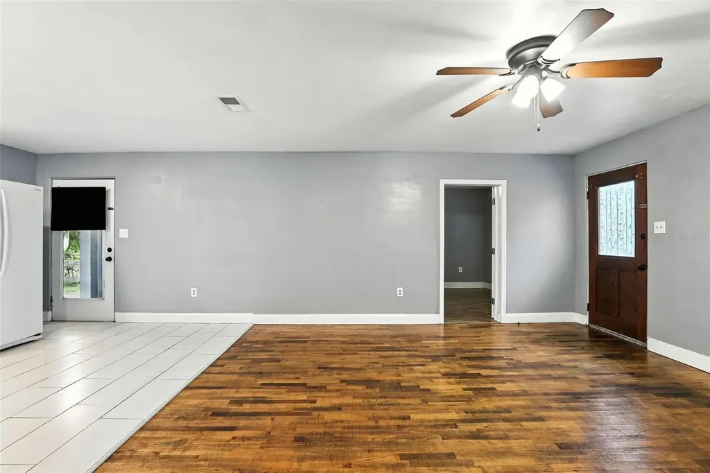 1412 E Voorhis Avenue Deland FL 32724