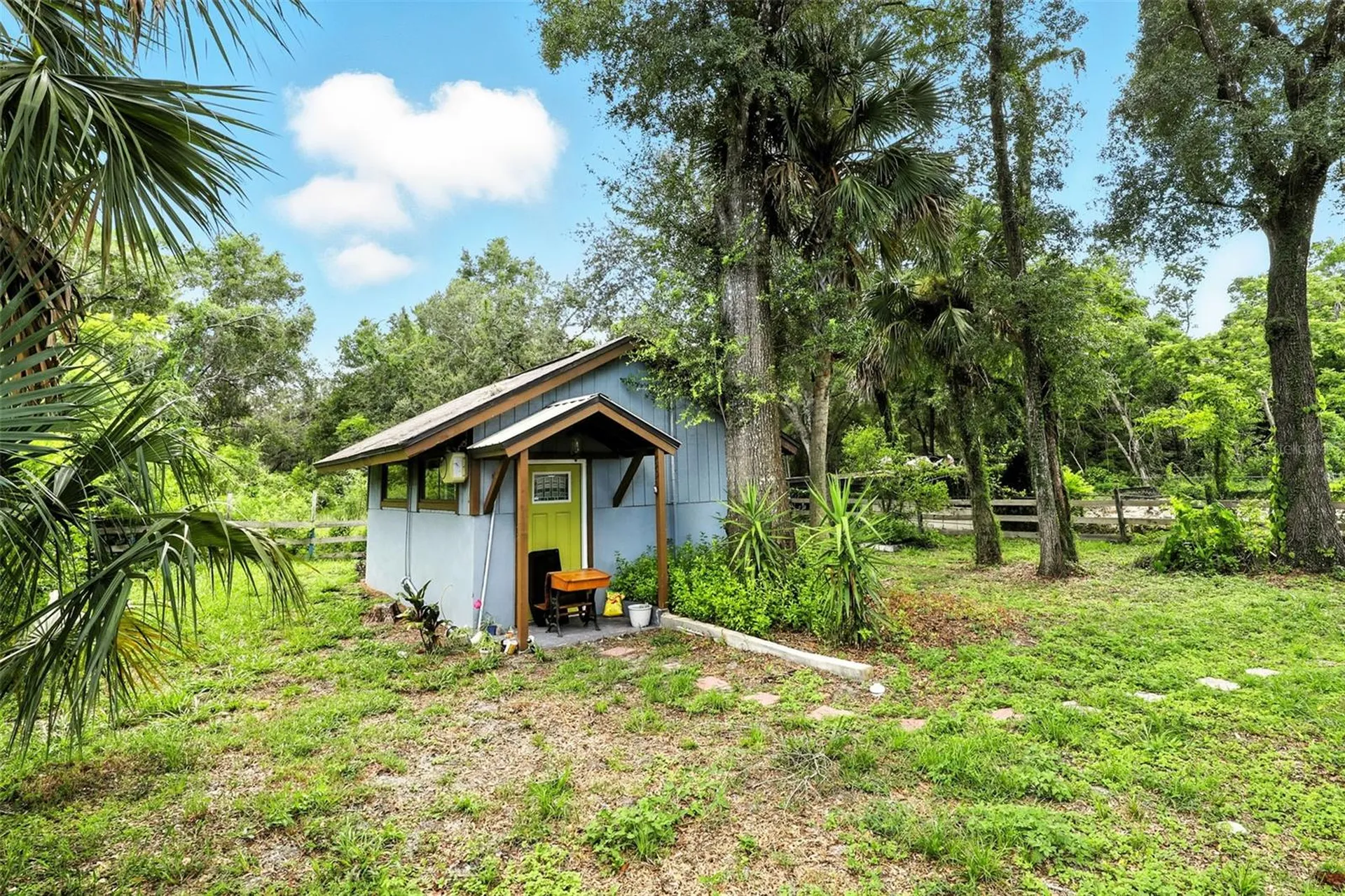 1412 E Voorhis Avenue Deland FL 32724