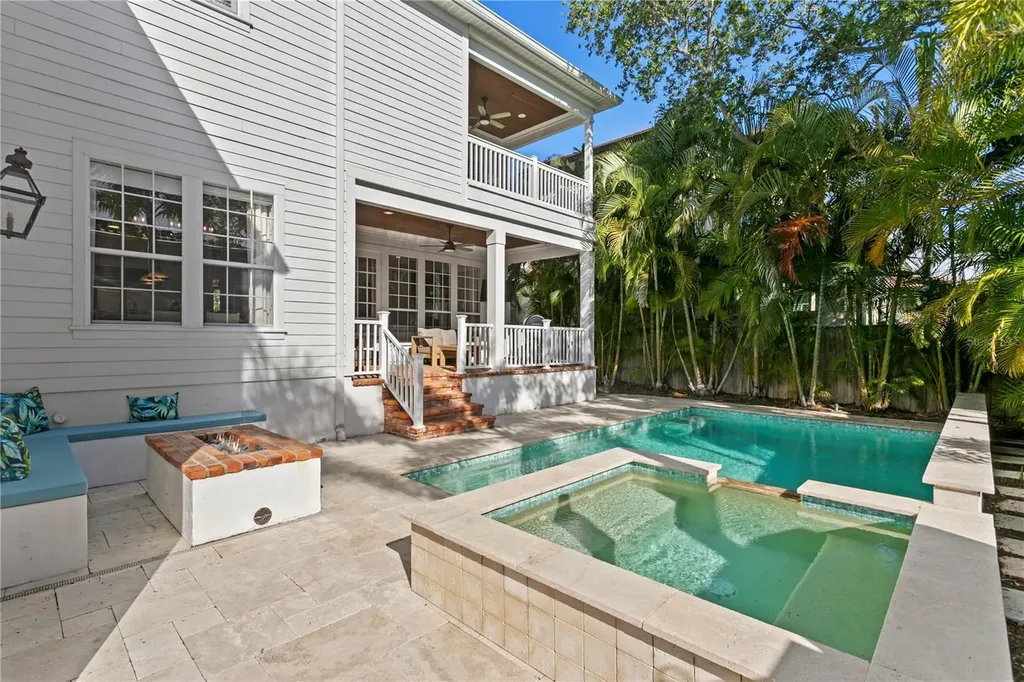12 S Treasure Drive Tampa FL 33609