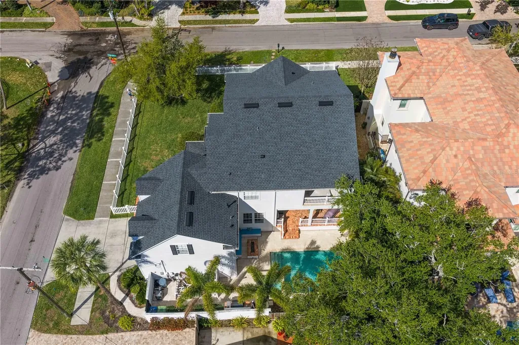 12 S Treasure Drive Tampa FL 33609