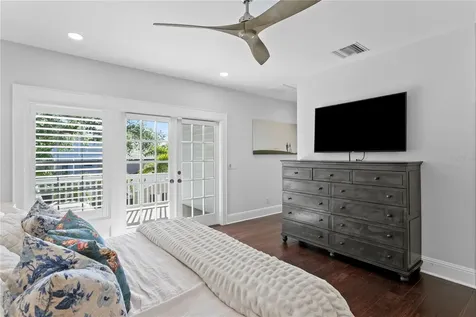 12 S Treasure Drive Tampa FL 33609