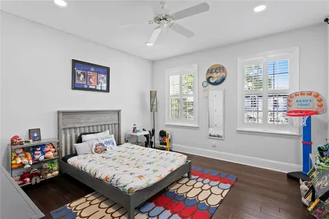 12 S Treasure Drive Tampa FL 33609