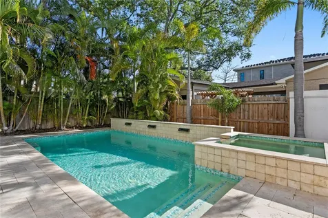 12 S Treasure Drive Tampa FL 33609