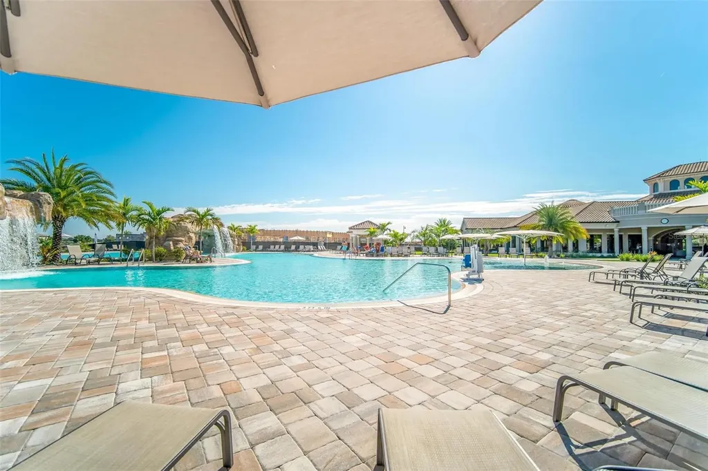 18028 Gawthrop Drive Bradenton FL 34211