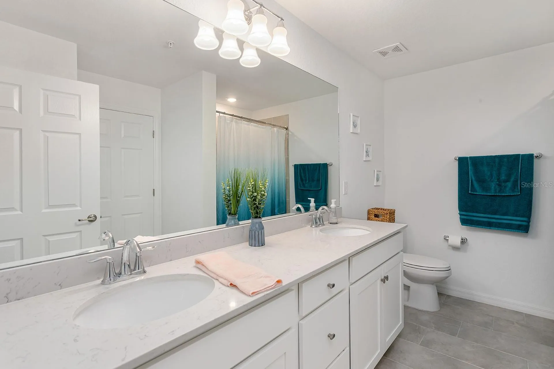 18028 Gawthrop Drive Bradenton FL 34211