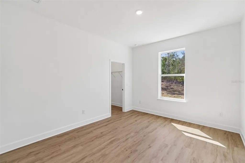 11248 Flock Avenue Weeki Wachee FL 34613