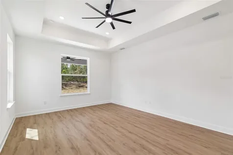11248 Flock Avenue Weeki Wachee FL 34613