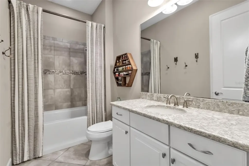 5104 Tivoli Run Bradenton FL 34211