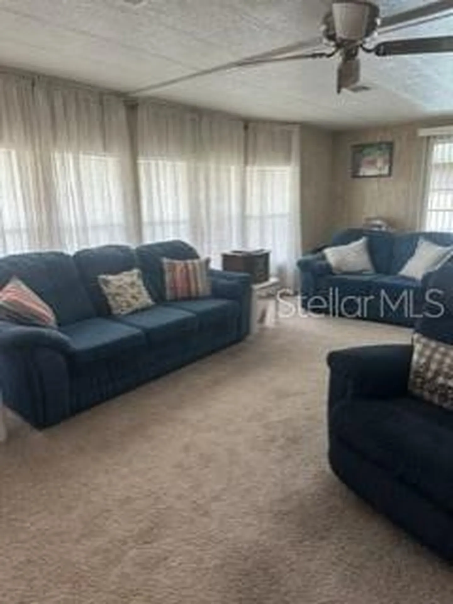 1211 Apache Circle Tavares FL 32778
