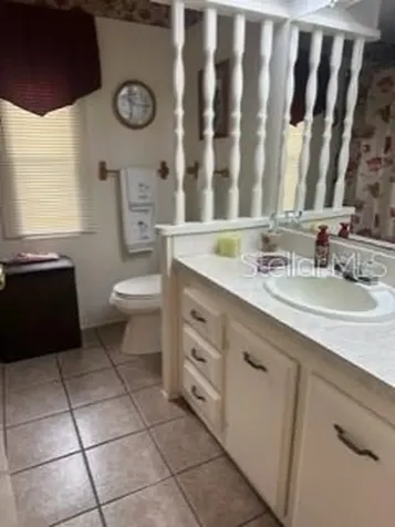 1211 Apache Circle Tavares FL 32778
