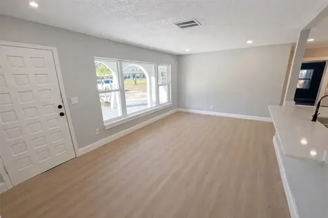 4326 S Clark Avenue Tampa FL 33611
