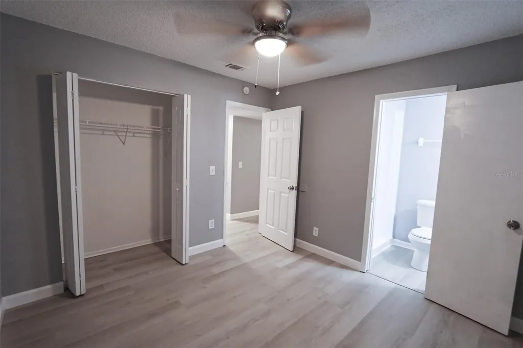 1810 E 143rd Avenue Tampa FL 33613