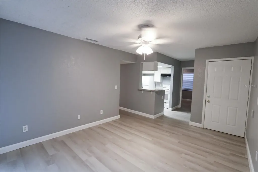 1810 E 143rd Avenue Tampa FL 33613