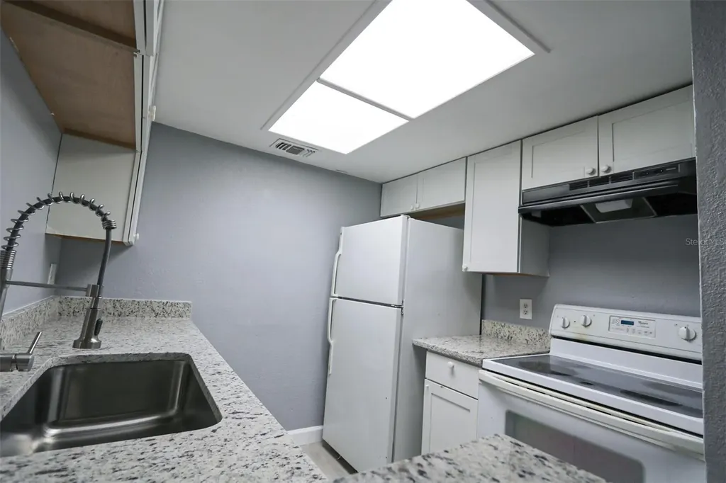 1810 E 143rd Avenue Tampa FL 33613