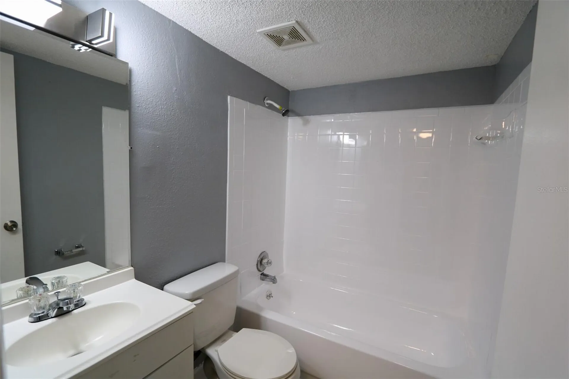 1810 E 143rd Avenue Tampa FL 33613