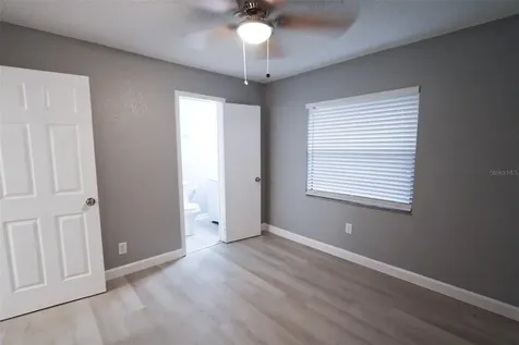 1810 E 143rd Avenue Tampa FL 33613