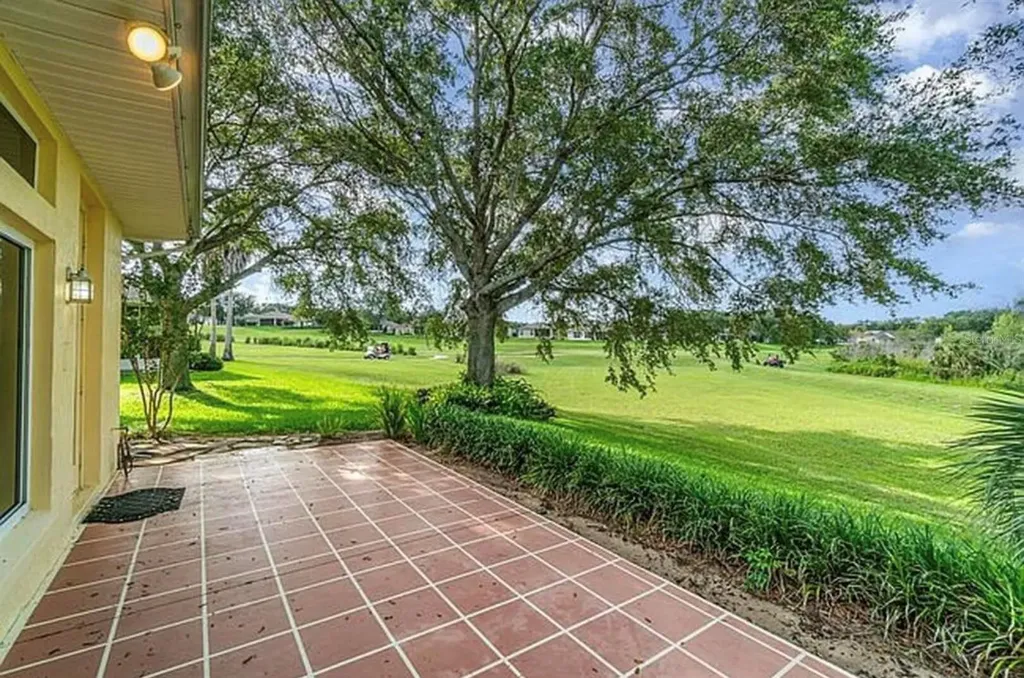 21325 Royal Troon Drive Leesburg FL 34748