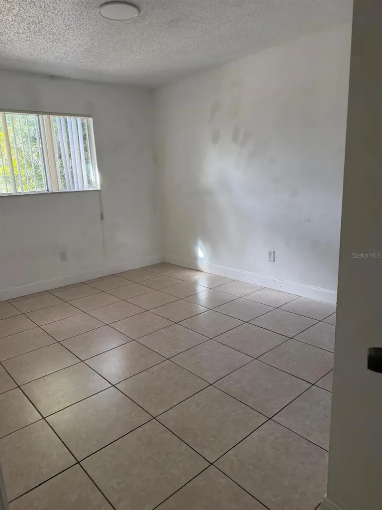 500 E Rosewood Lane Tavares FL 32778