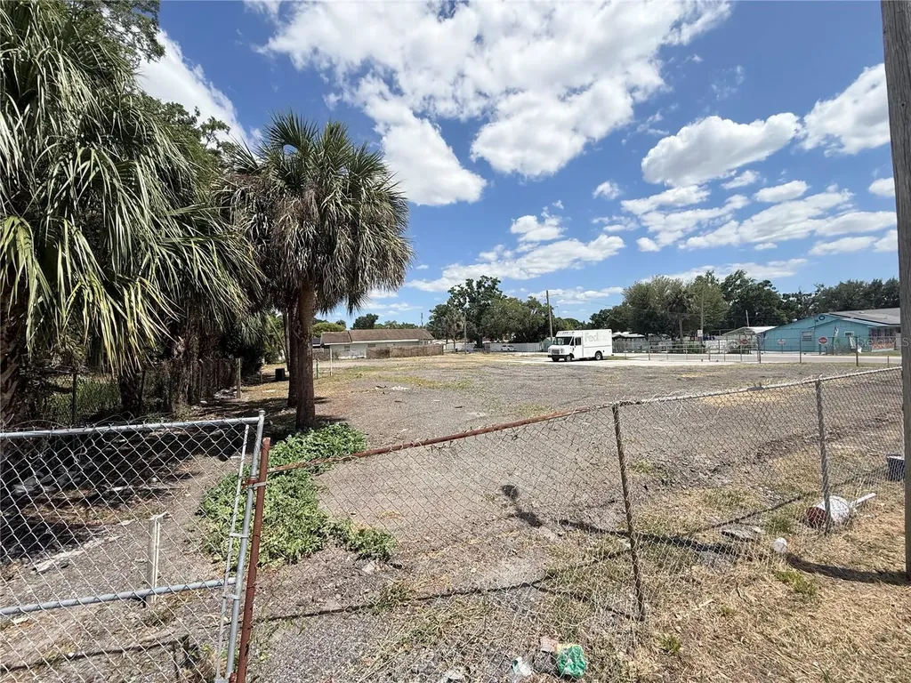 7511 Winchester Drive Tampa FL 33615