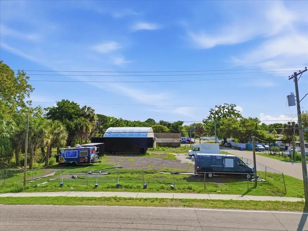 7511 Winchester Drive Tampa FL 33615