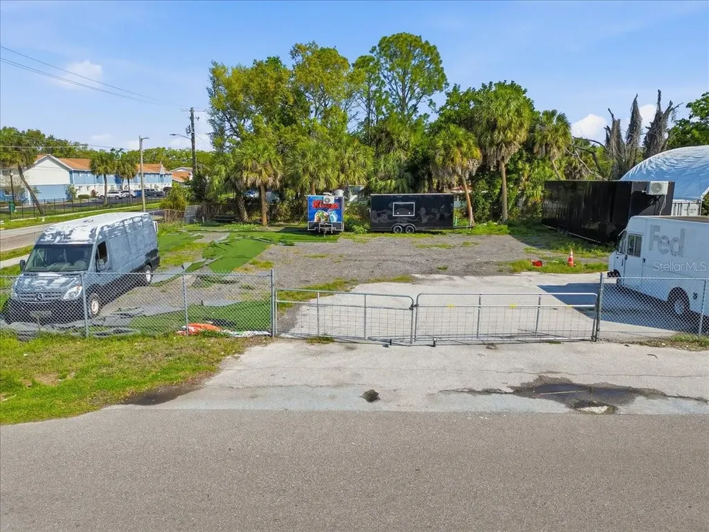 7511 Winchester Drive Tampa FL 33615
