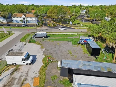 7511 Winchester Drive Tampa FL 33615