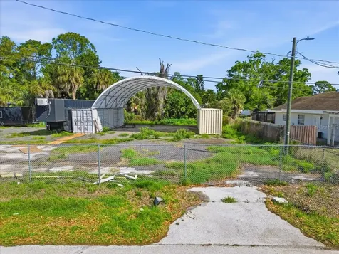 7511 Winchester Drive Tampa FL 33615