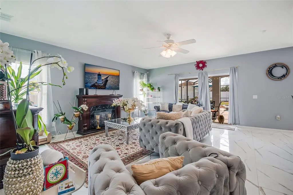 554 Bristol Circle Kissimmee FL 34758