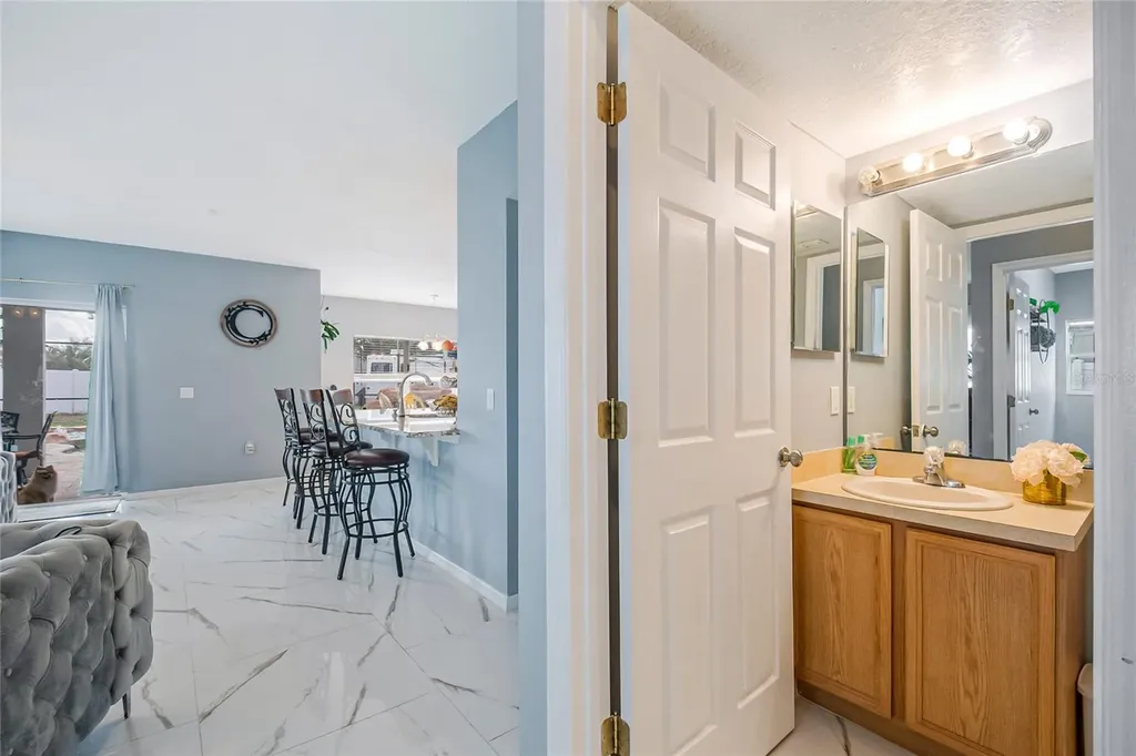 554 Bristol Circle Kissimmee FL 34758