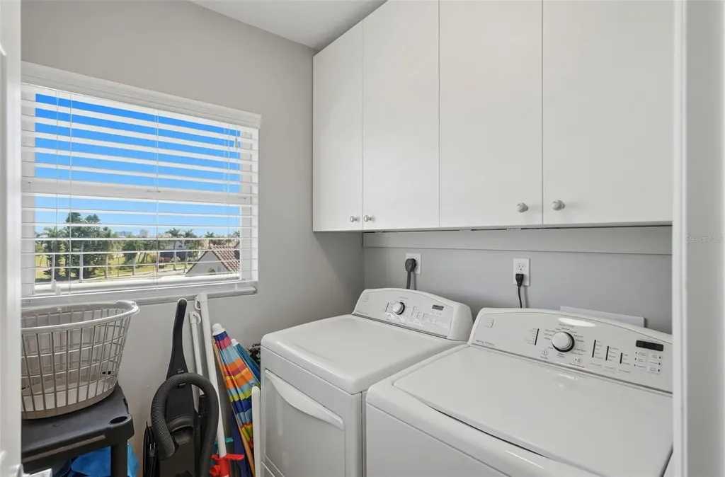 5801 Bahia Del Mar Circle St Petersburg FL 33715