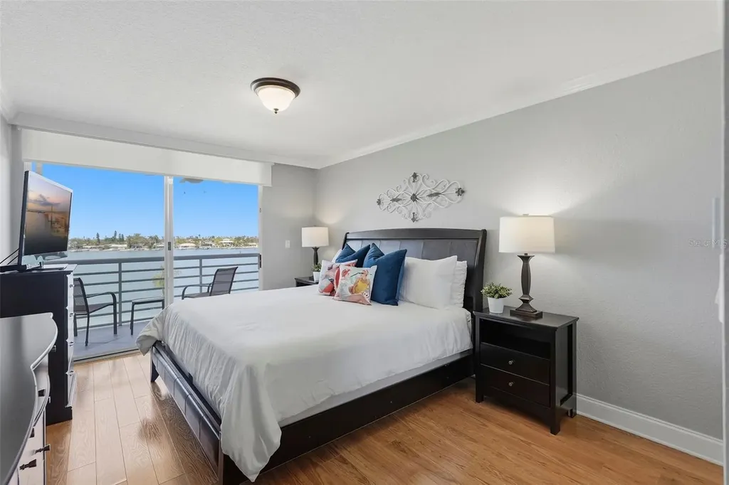 5801 Bahia Del Mar Circle St Petersburg FL 33715