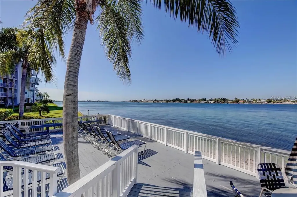 5801 Bahia Del Mar Circle St Petersburg FL 33715