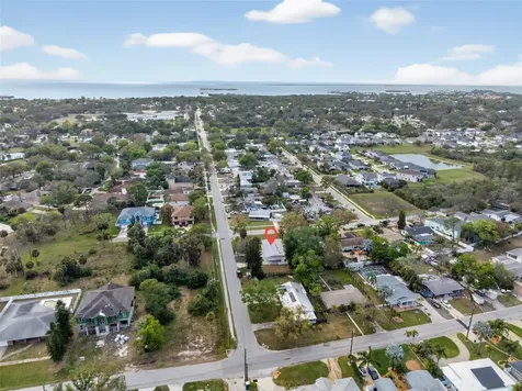695 Sunset Drive Tarpon Springs FL 34689