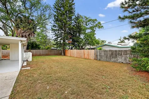 695 Sunset Drive Tarpon Springs FL 34689