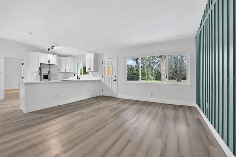 695 Sunset Drive Tarpon Springs FL 34689