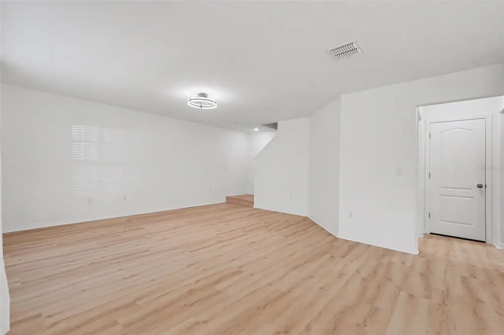 6246 Timberly Lane Zephyrhills FL 33542