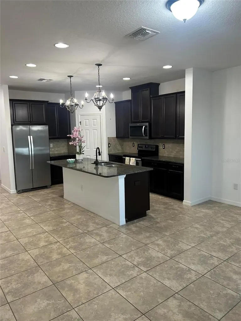 18879 Ulmus Street Lutz FL 33558