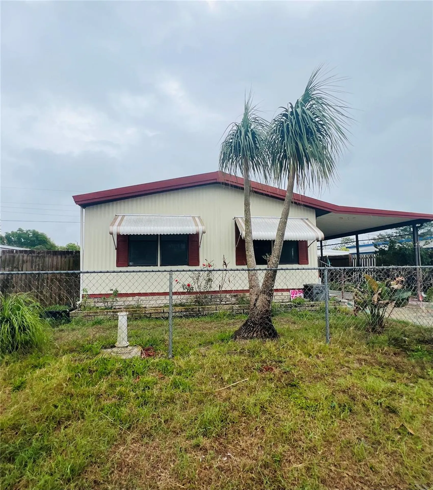 1850 Mary Lane Holiday FL 34690