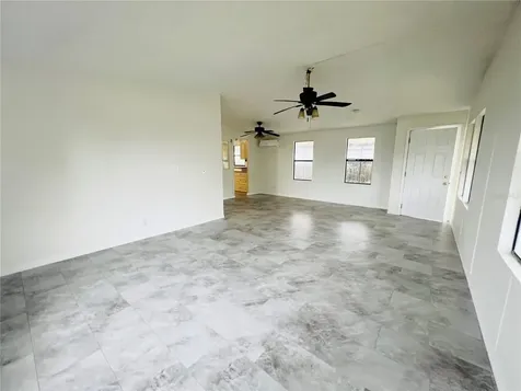 1850 Mary Lane Holiday FL 34690