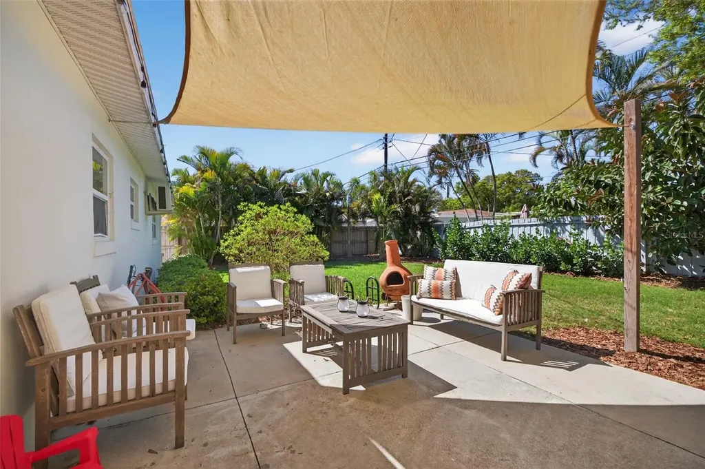 6410 14th Street N St Petersburg FL 33702
