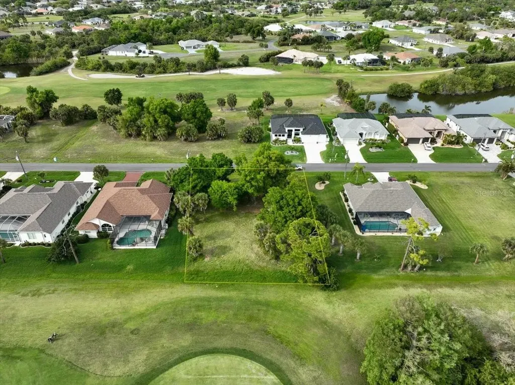 68 Long Meadow Place Rotonda West FL 33947