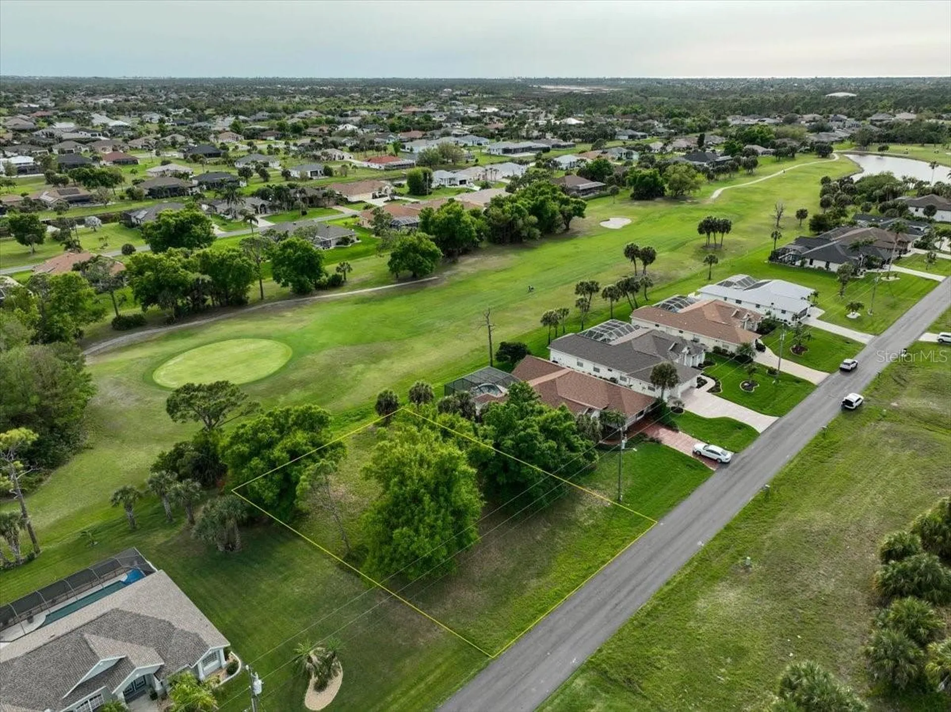 68 Long Meadow Place Rotonda West FL 33947