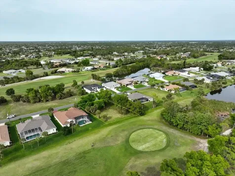68 Long Meadow Place Rotonda West FL 33947
