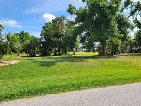 68 Long Meadow Place Rotonda West FL 33947