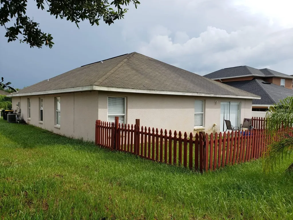 712 Brayton Lane Davenport FL 33897