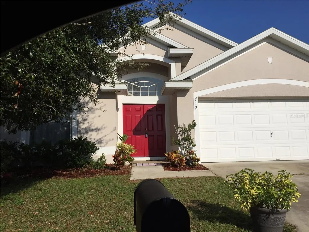 712 Brayton Lane Davenport FL 33897