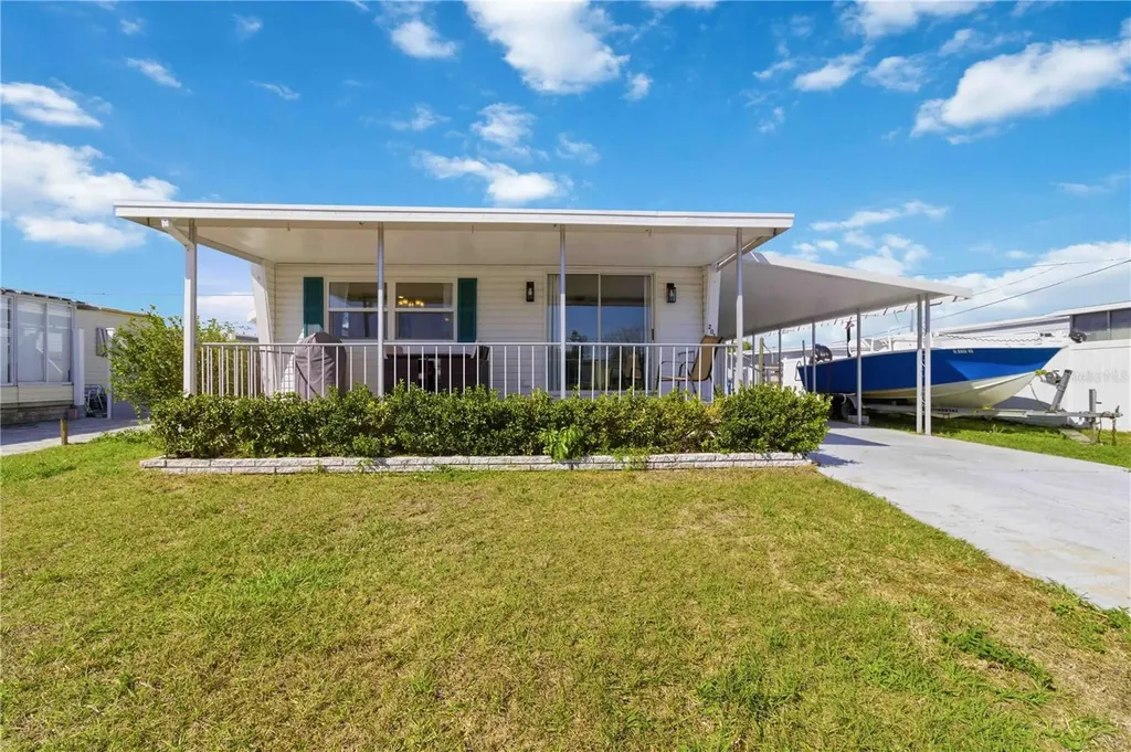 203 48th Avenue Drive W Bradenton FL 34207